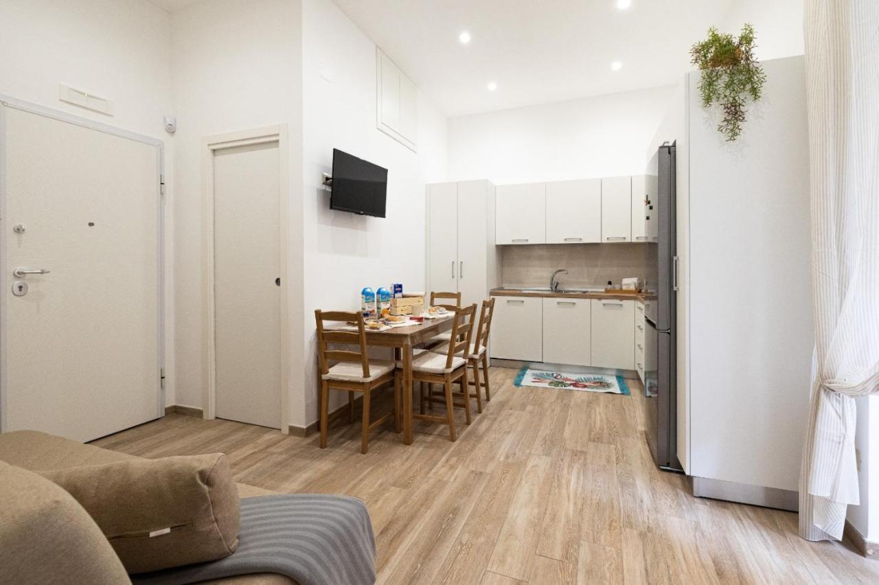 Apartment Adelis Neapel